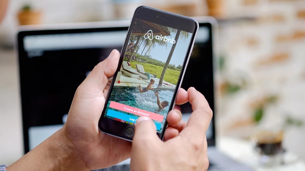 New Airbnb Rental Policy: How Akia Helps Your Property Stay Compliant