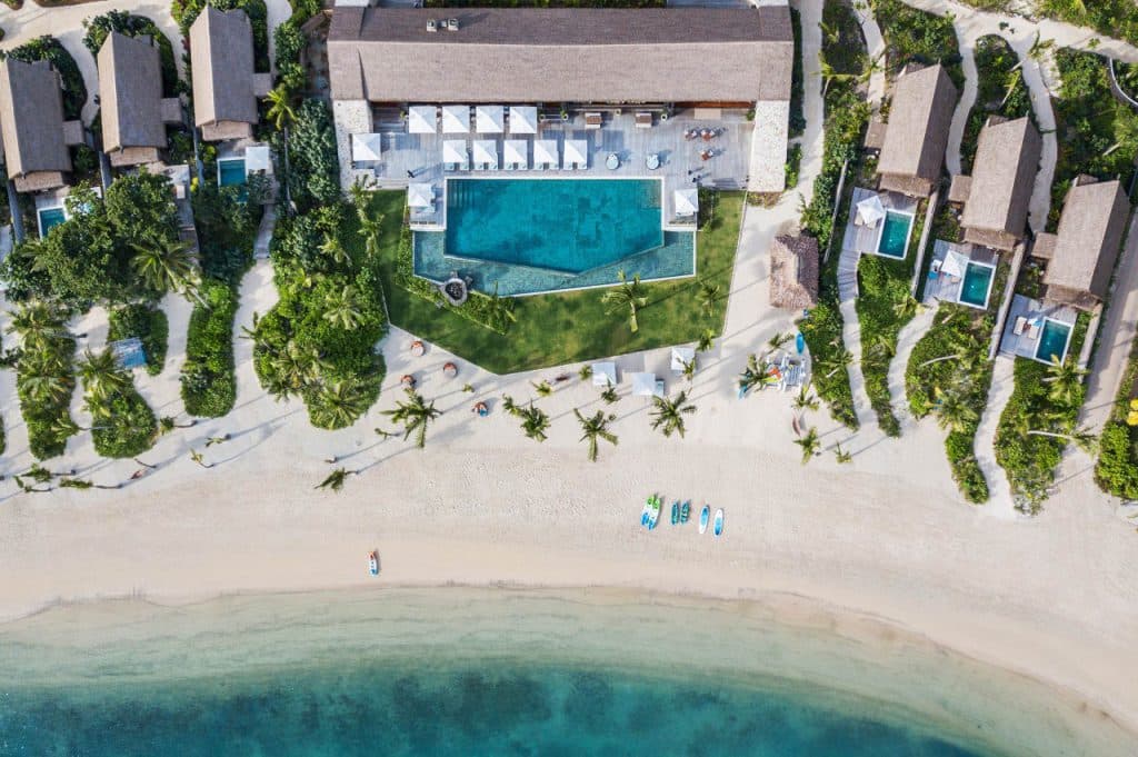 Hotel vs Resort